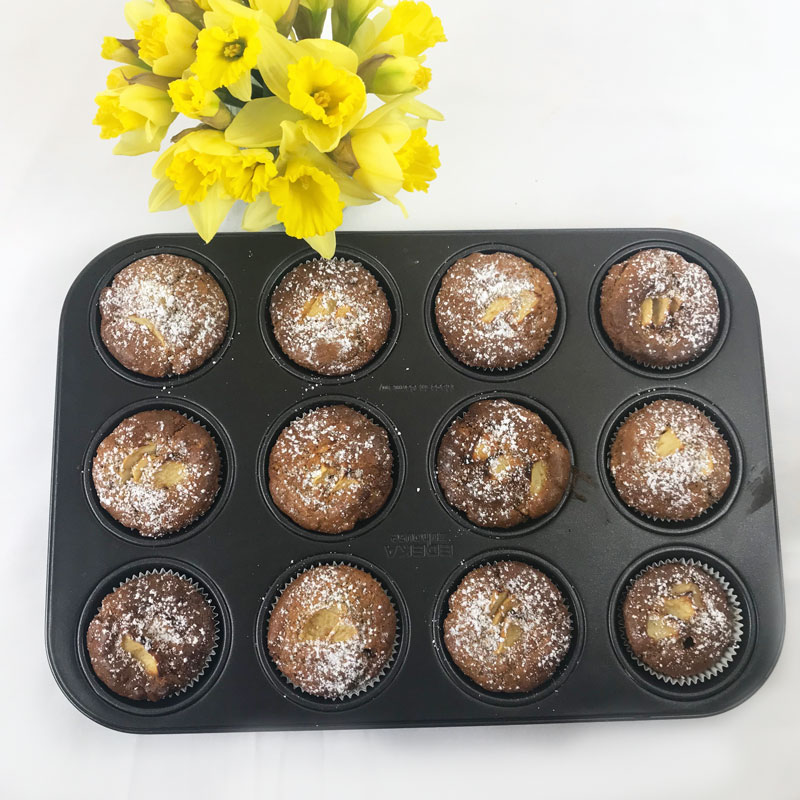 Muffins – Apfel und Zimt – weiss &amp; schwarz