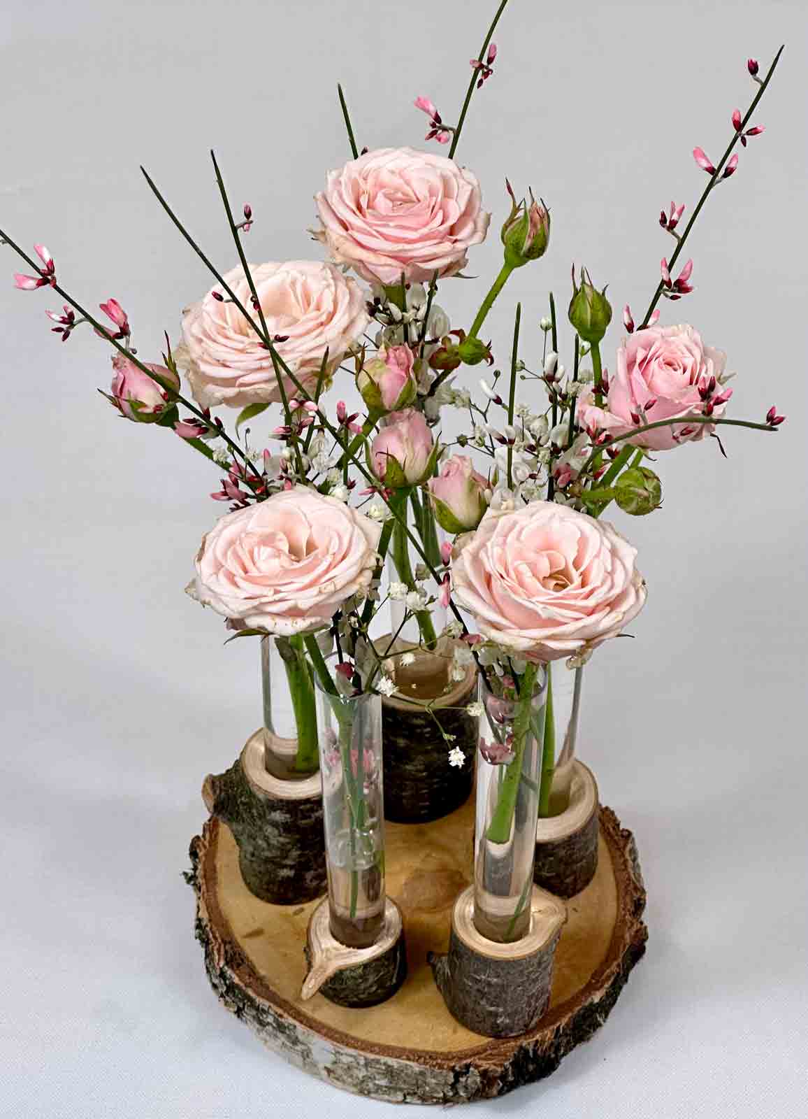 Blumen im Reagenzglas – weiss & schwarz